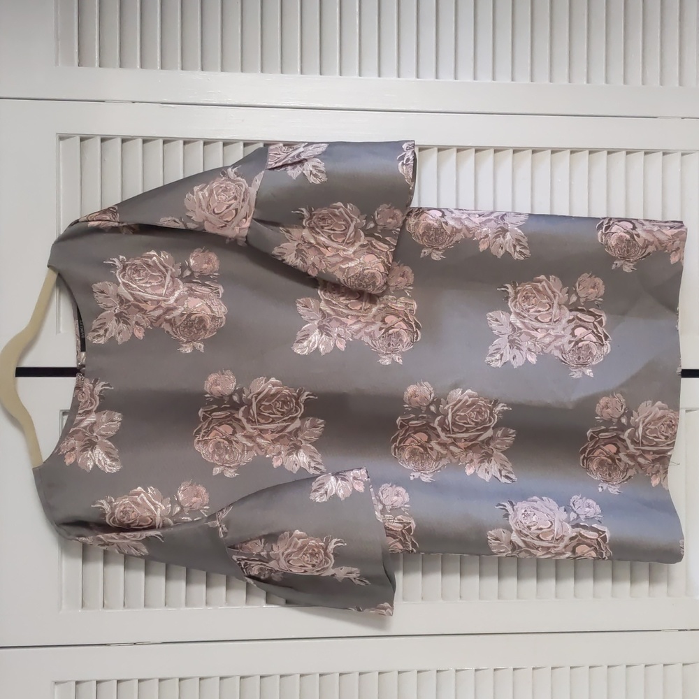 Badgley Mischka 12 grey pink roses metallic sheen bell sleeve minidress …